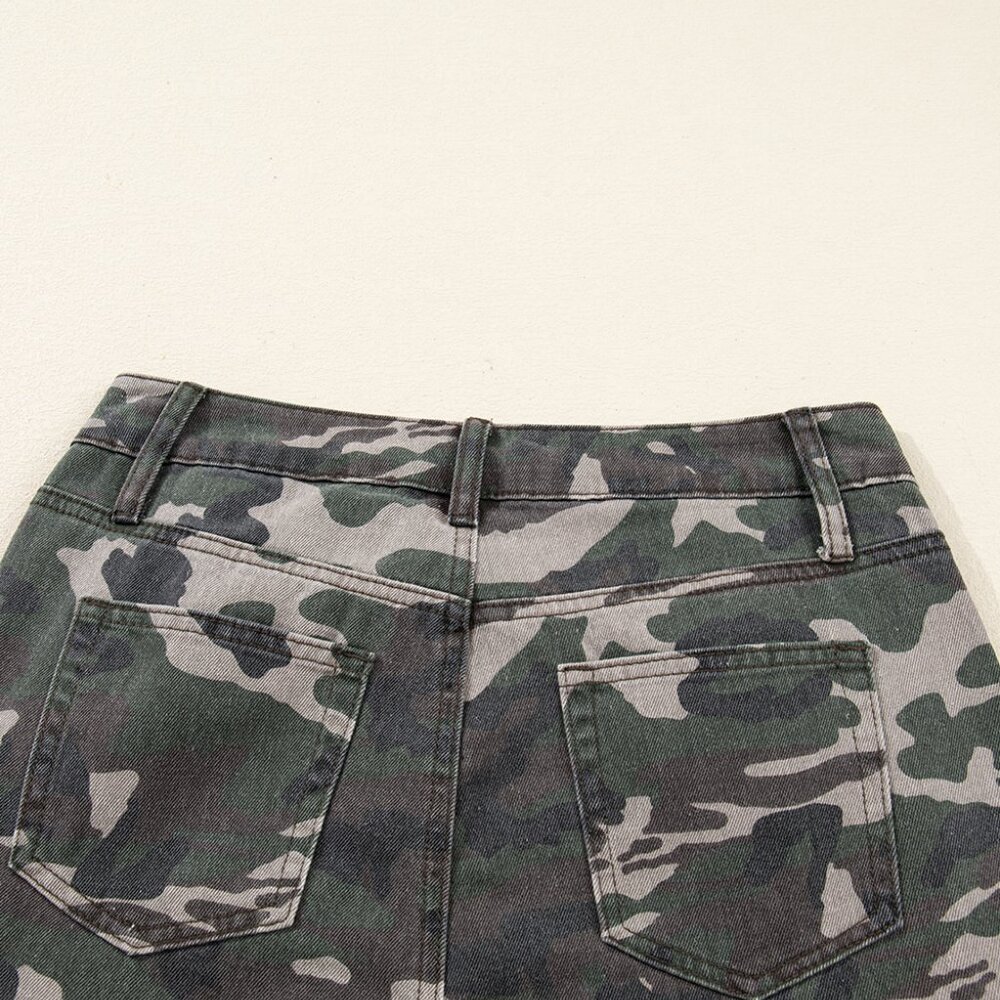 B345 Green Camo Cargo Wide Leg Pants - Picture 7 of 8